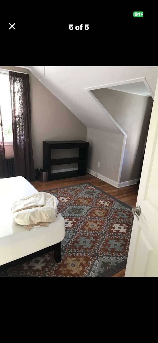 Gregg Caruso's room