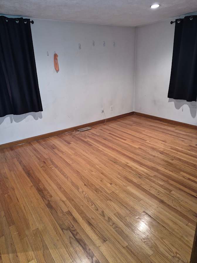 GAETANO James Ternullo Jr's room