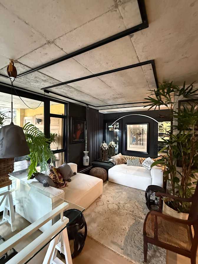 Simon's room