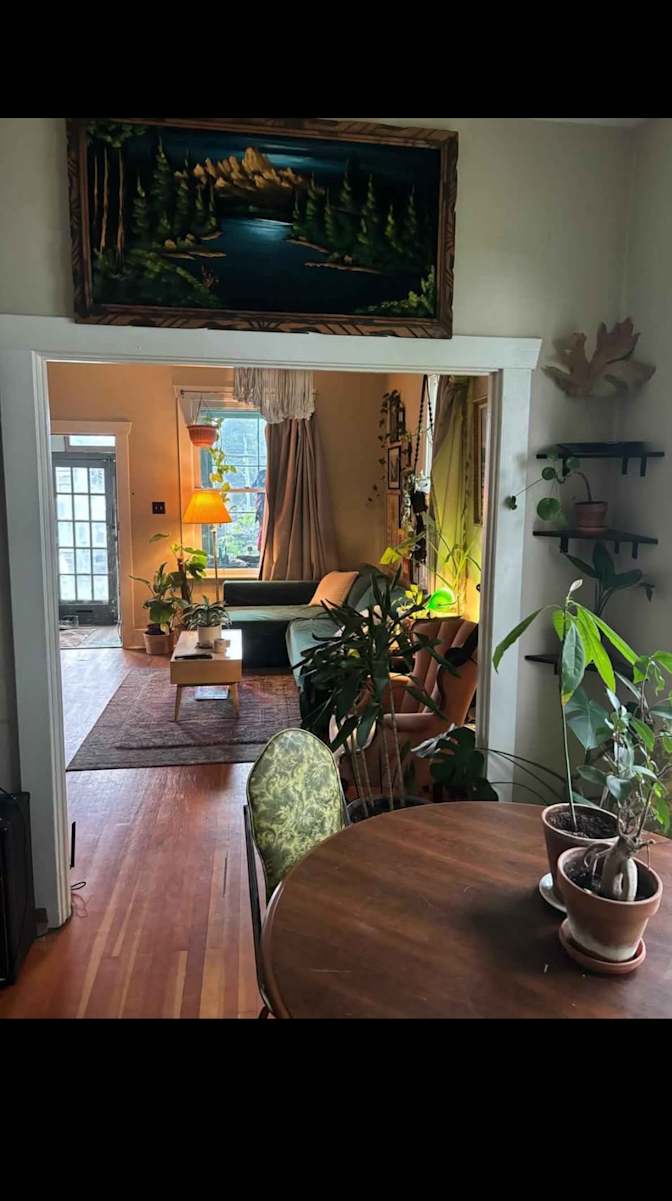 Jeff Longstreet's room