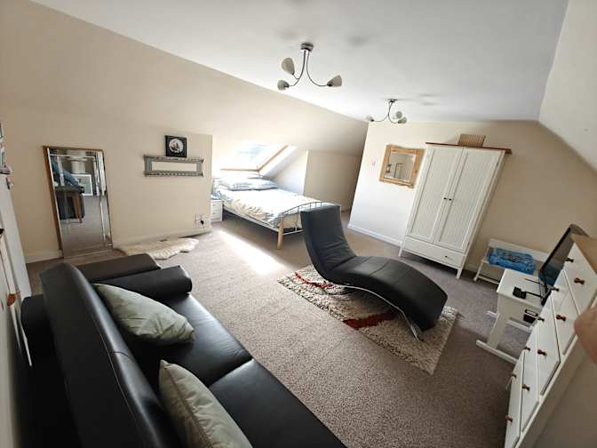 Simone robertson's room