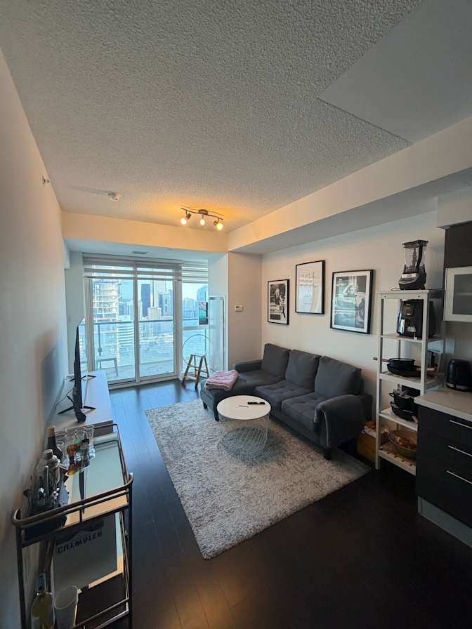 Mimi's room