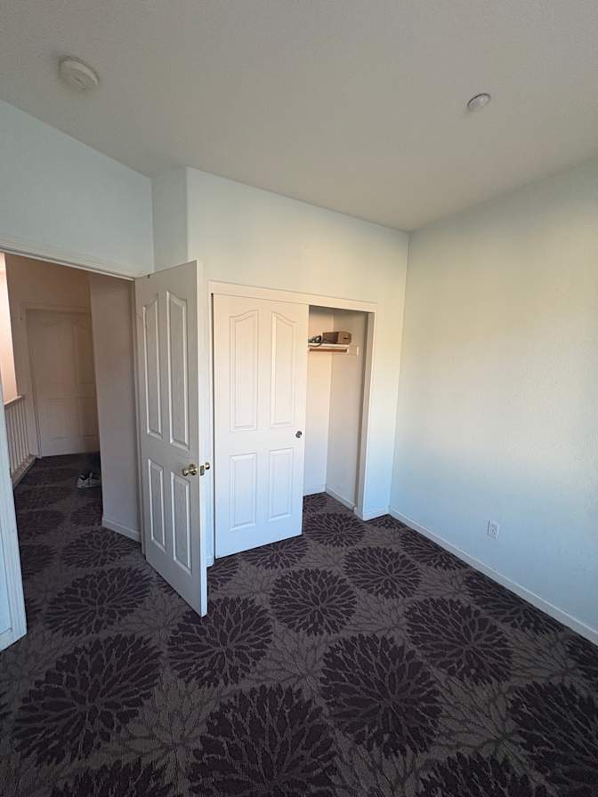 Deep's room