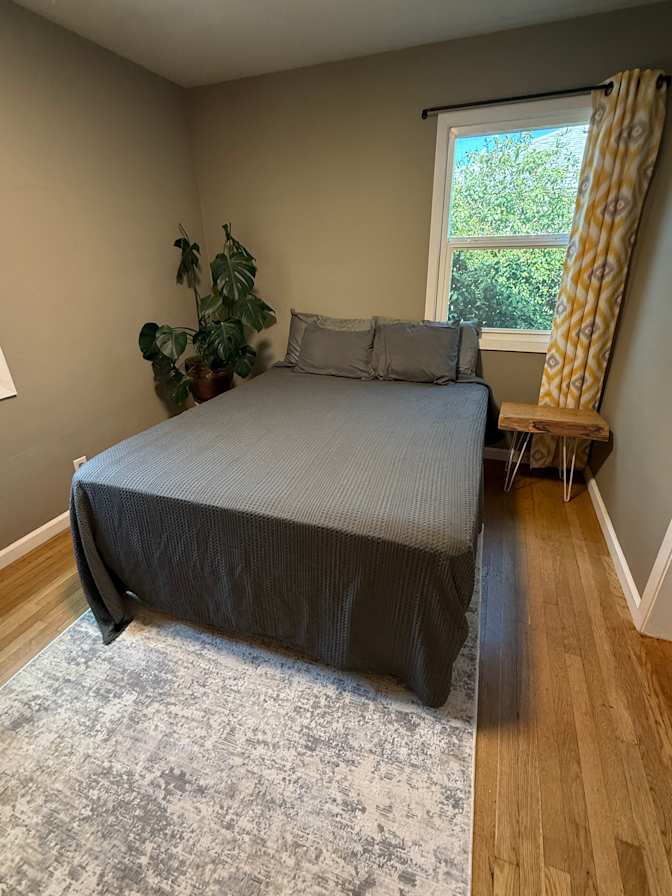 Rachel's room