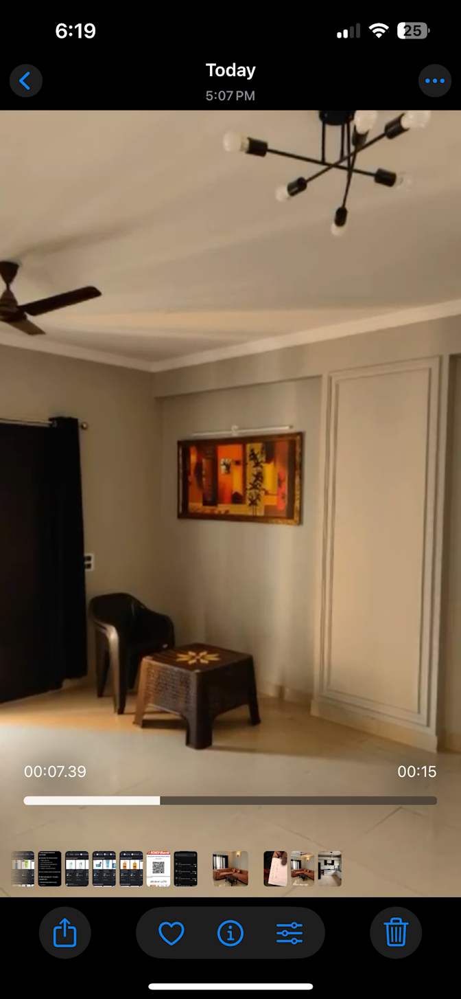 Deepanshu's room