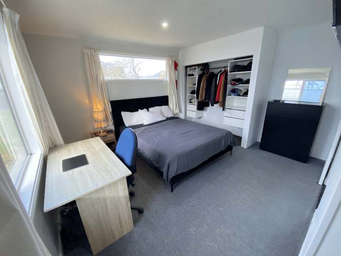 Alejandro Cruz's room