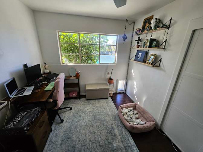 Jennifer's room