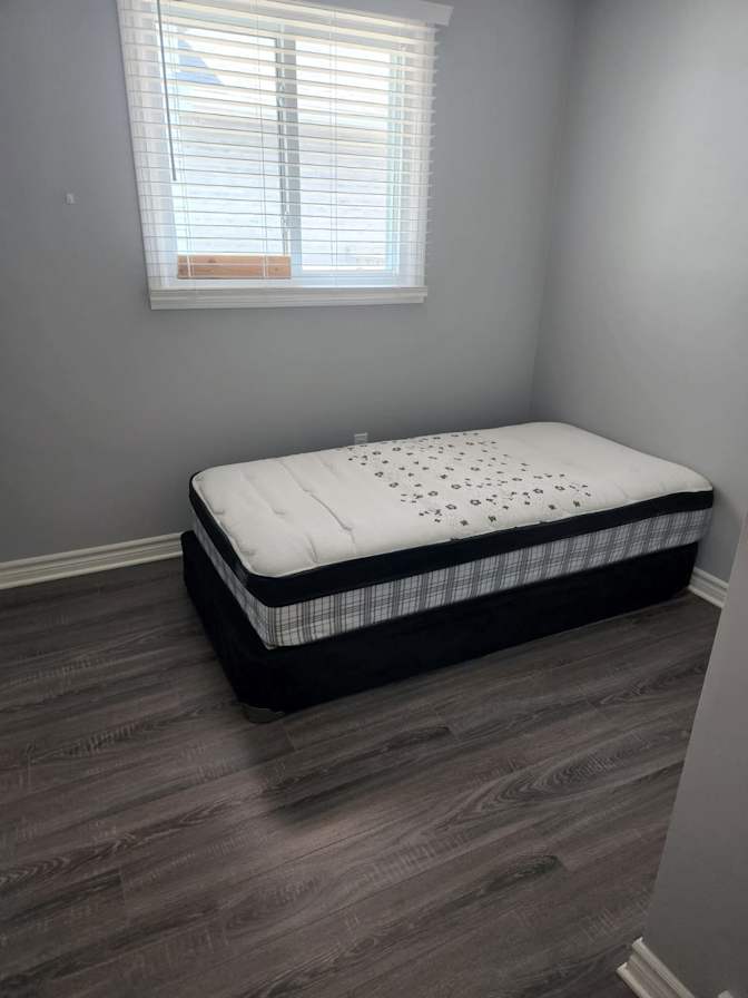 franklyn's room