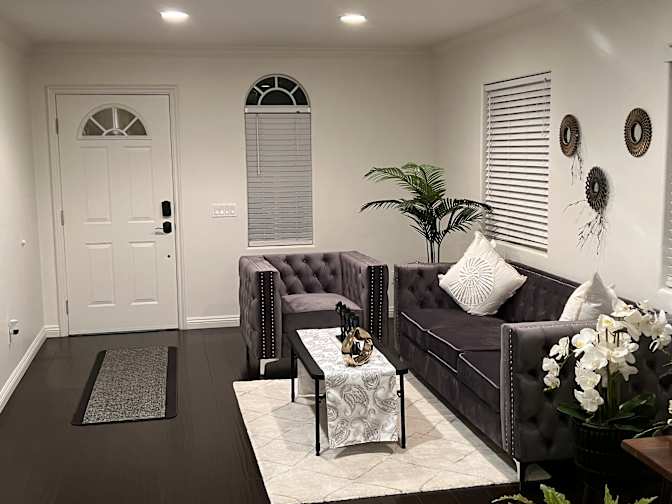 PRASANNA SUBASINGHE's room
