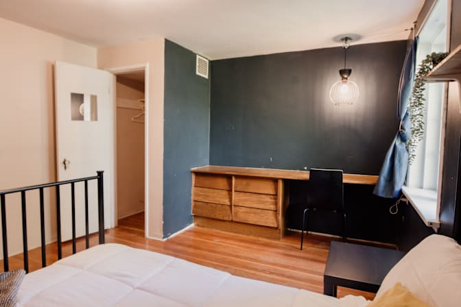 Masoud's room