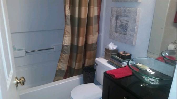 Bb's room