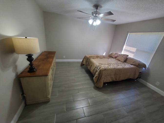 Jason Bryan, Realtor's room