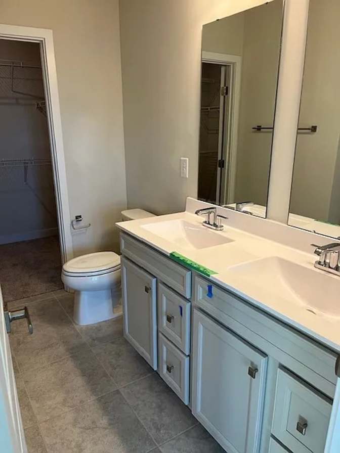 Alcove Rooms's room