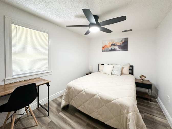 PadSplit's room