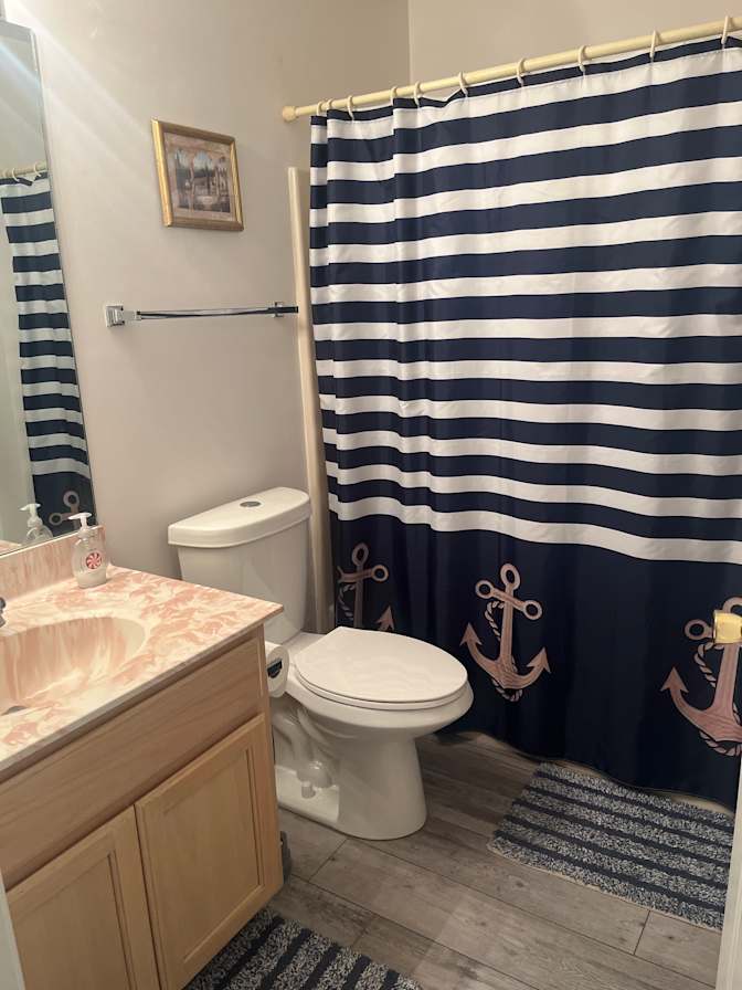 Lisa Gaines's room