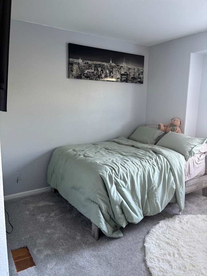 Jenny's room