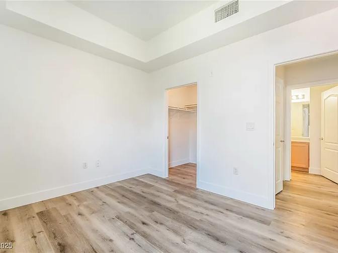 Kaleialoha's room