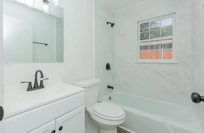 Alcove Rooms's room