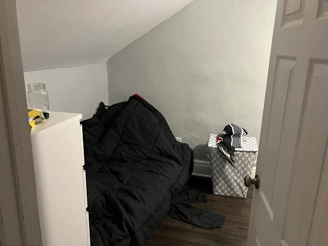 Shaina Ensing's room