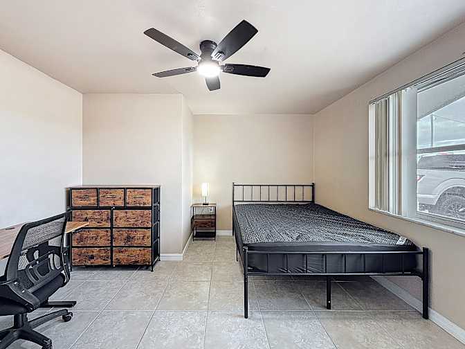 PadSplit's room