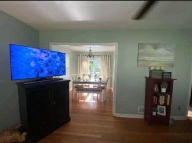 Kel Washington's room