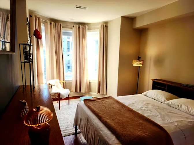 Room for Rent's room