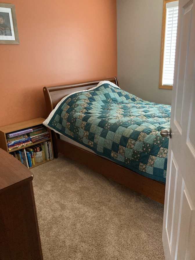 Darlene's room
