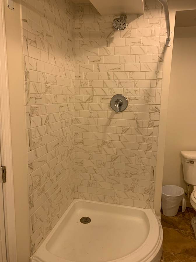 Alcove Rooms's room