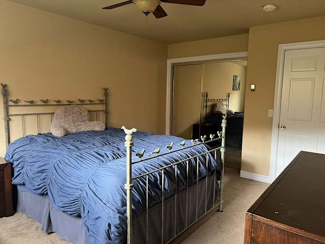 Vail's room