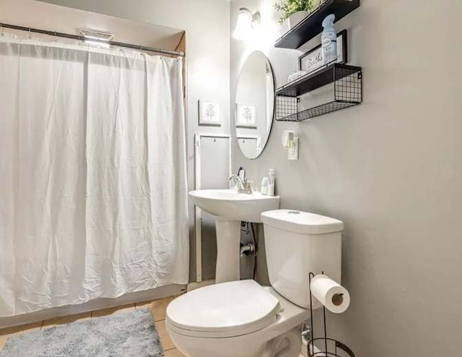 Alexandra Santana's room