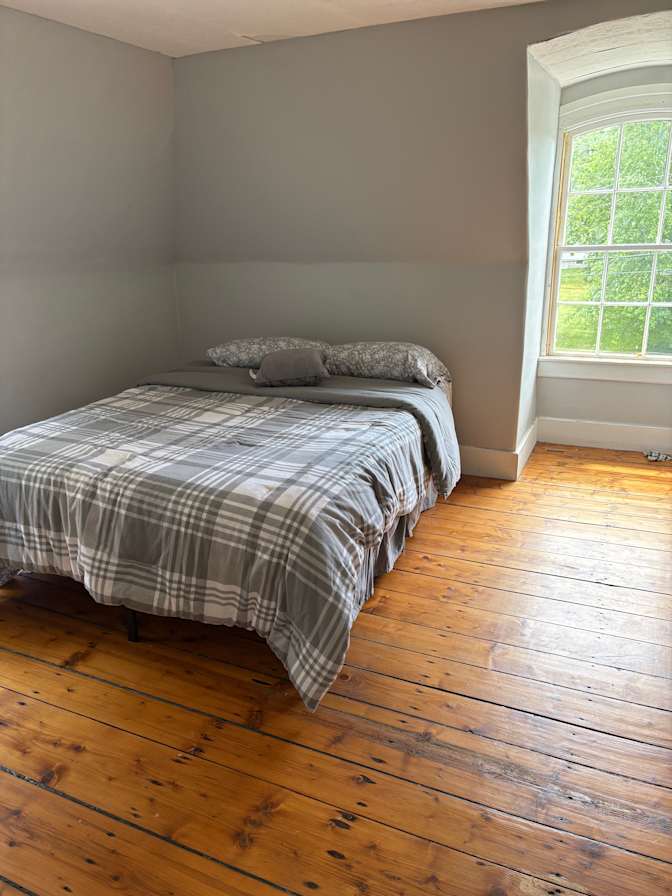 Ryan charles's room