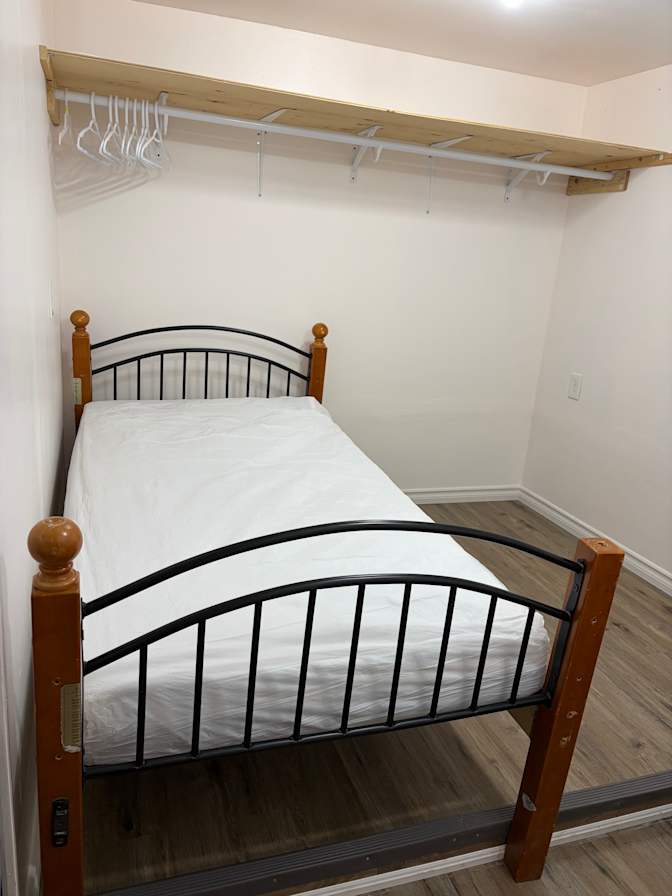 Huyen's room