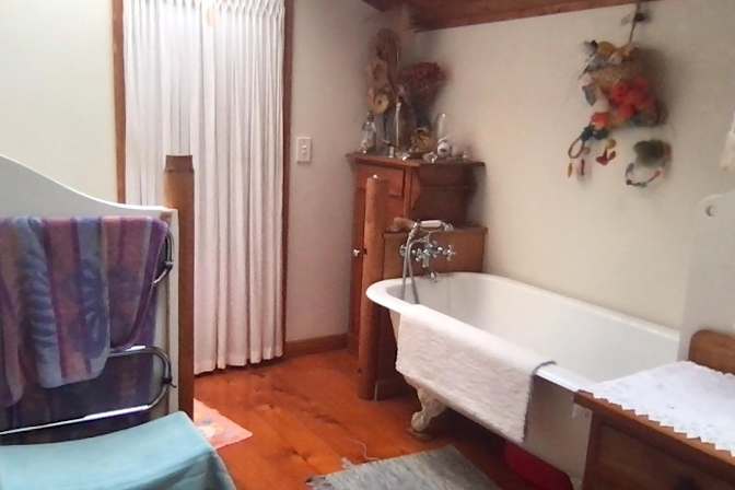 Lois's room