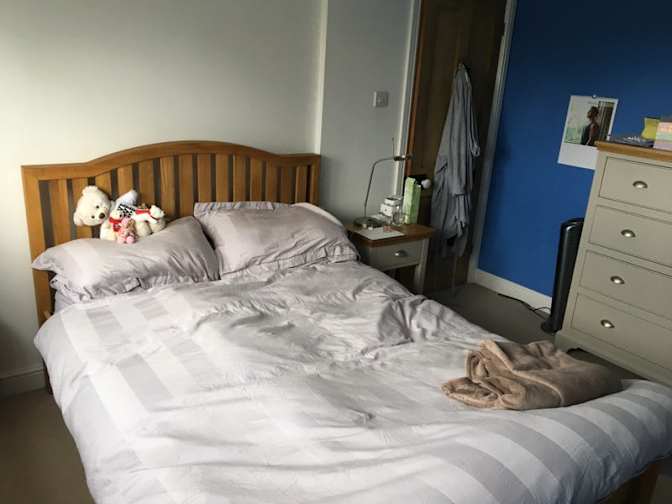Isabel's room