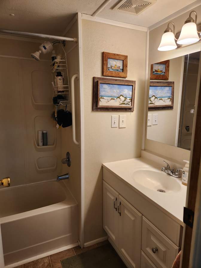 Ronald Czerepak's room