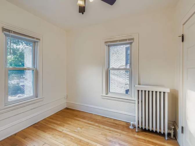 lou's room
