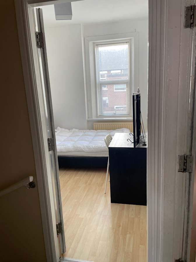 Melanie Grant's room