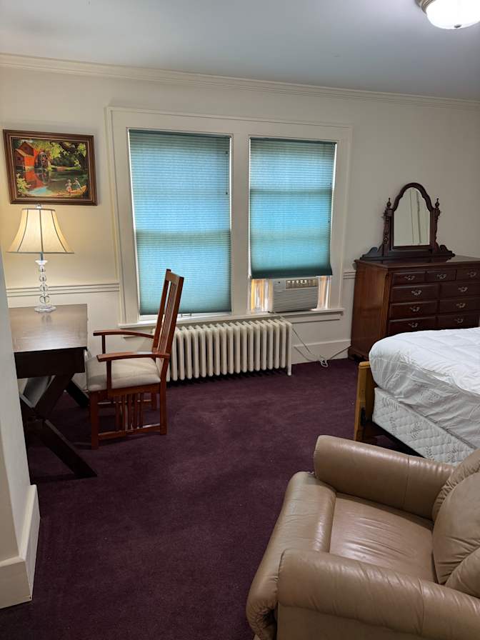 Liza's room