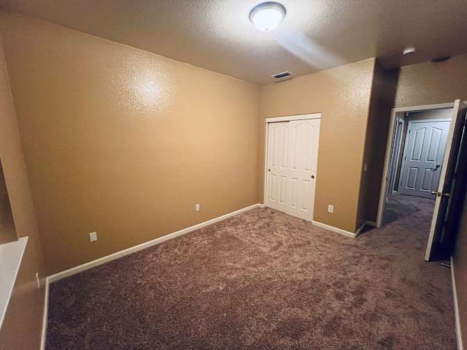 Kris Kumar's room
