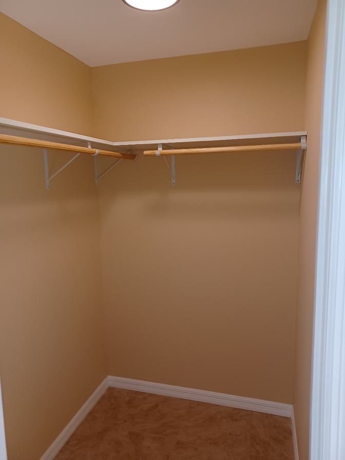Efelin's room