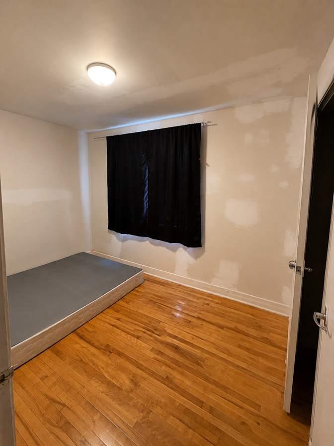 Alicée's room
