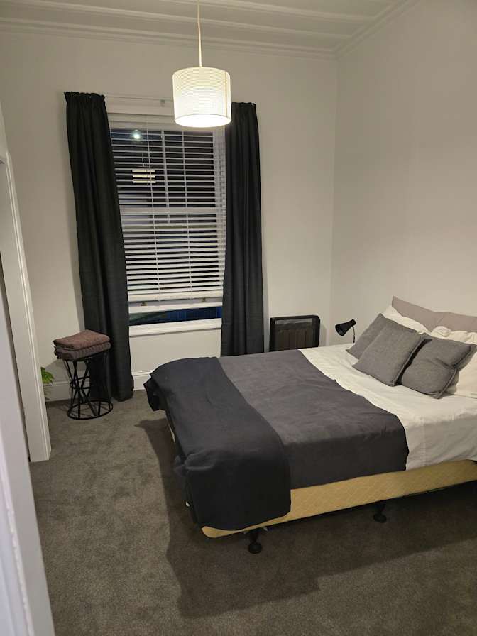 Thomas's room