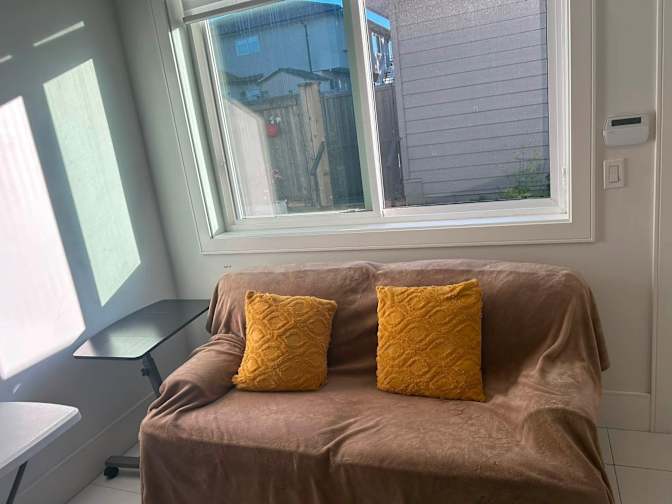 Hannah's room