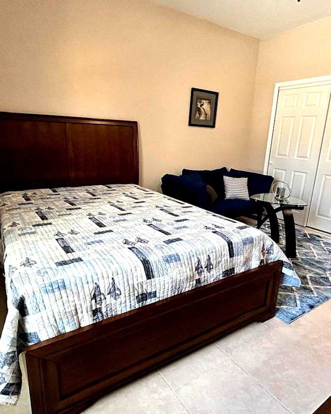 We Rent Bedrooms in Melbourne's room