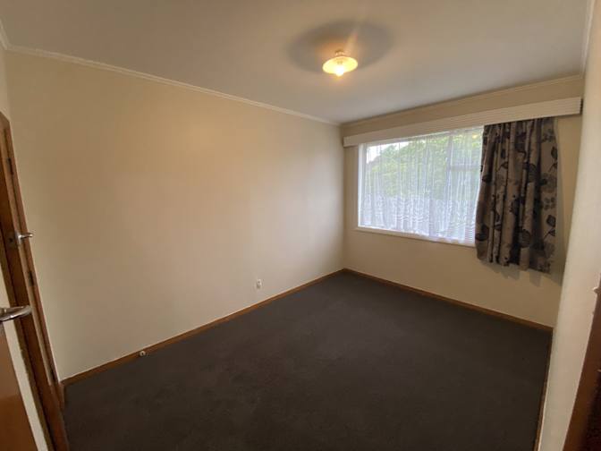Bob's room