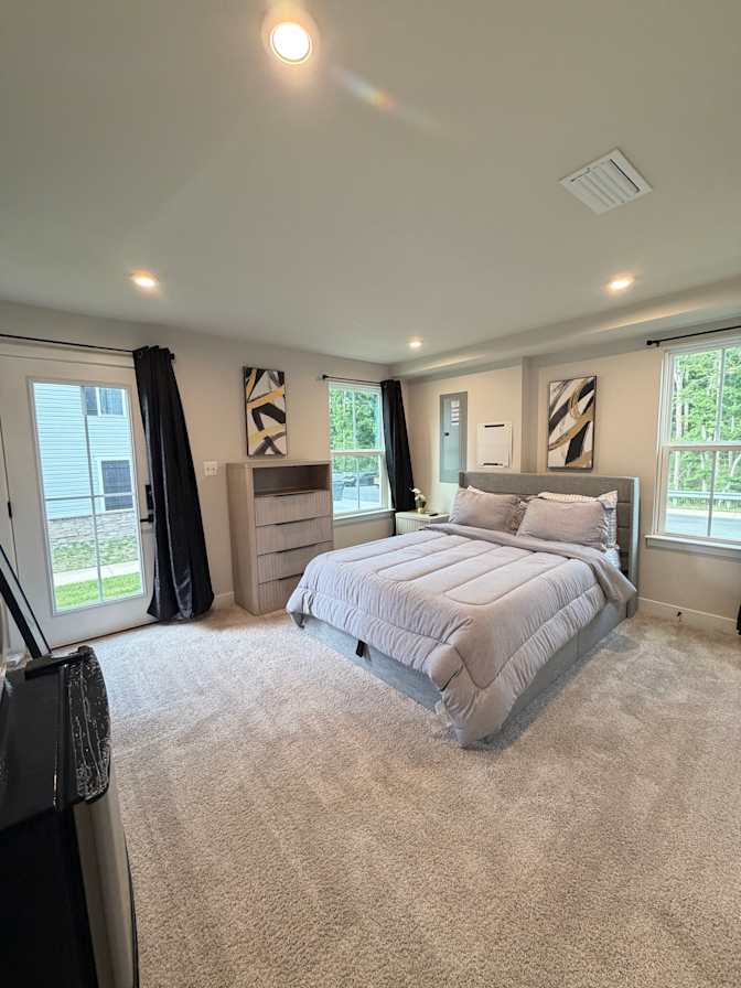 Felicia's room