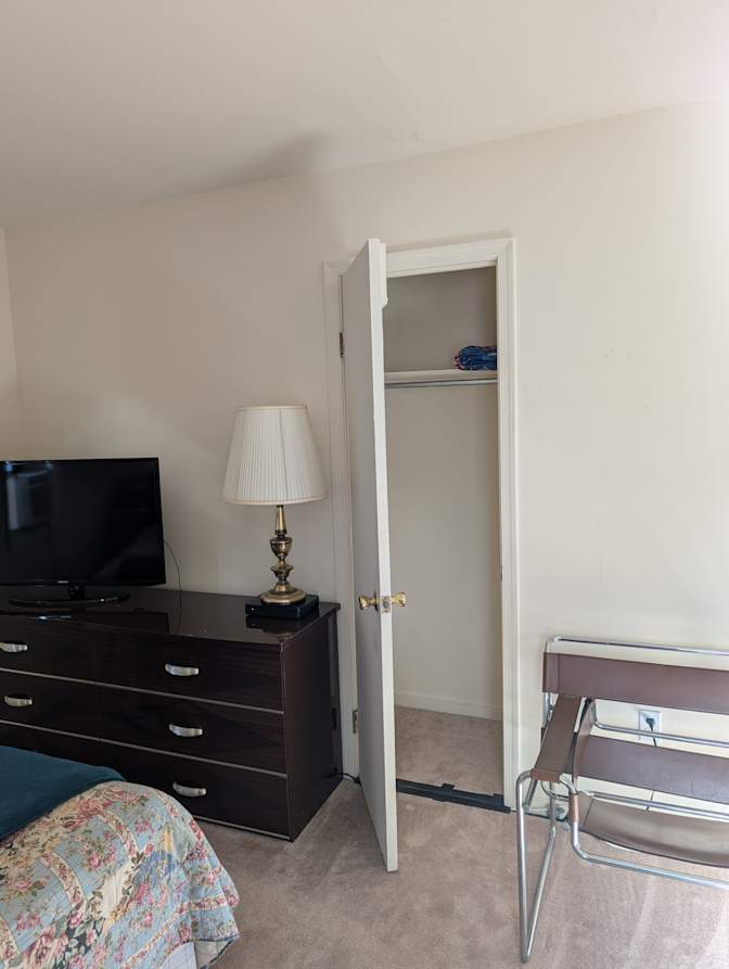 Richardo's room
