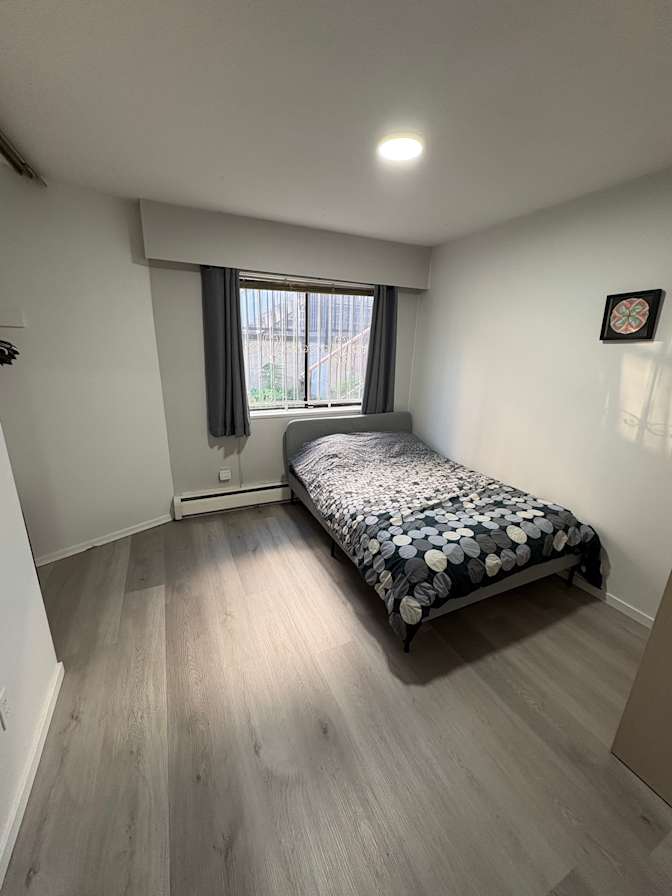 Siam's room