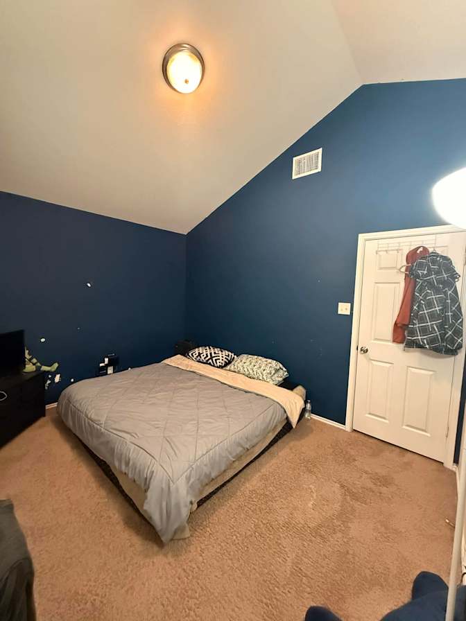 Courtney's room