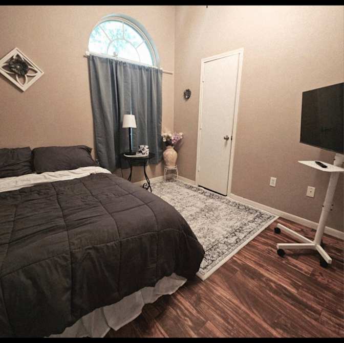 Lee Villagomez's room